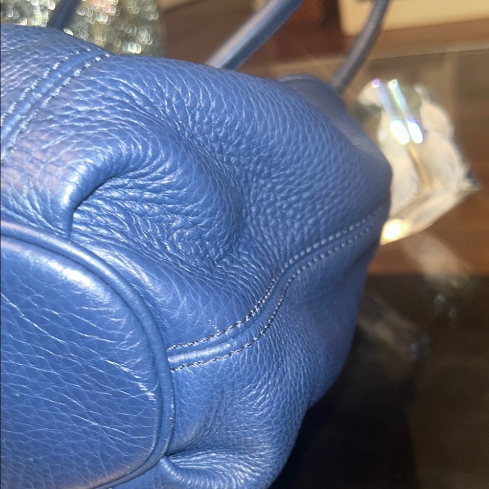 Michael Kors Navy Blue Leather Tote, perfect for the office or play!! - Picture 12 of 15